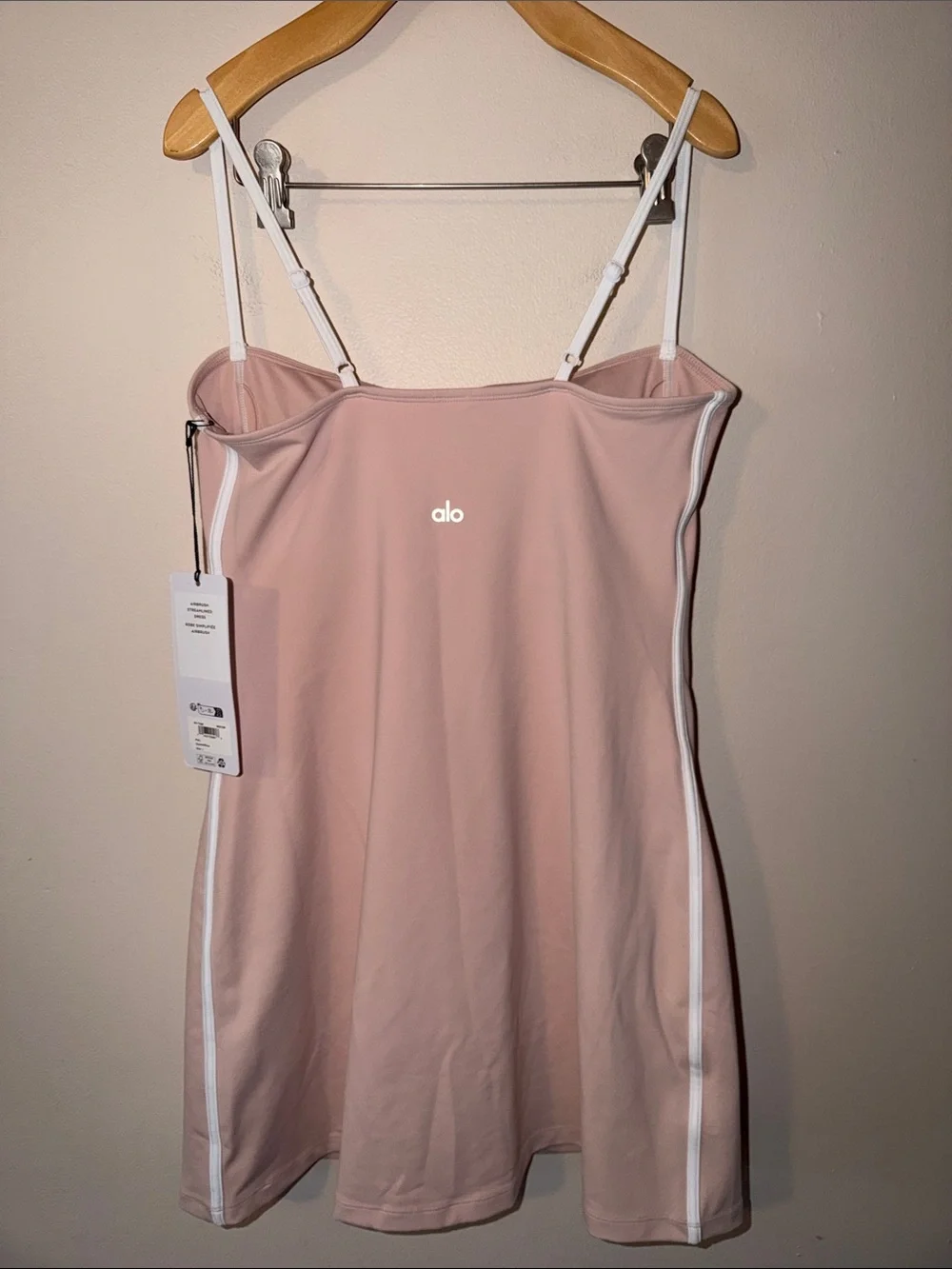 ALO Airbrush Streamlined Dress in Vintage Pink/White Size L